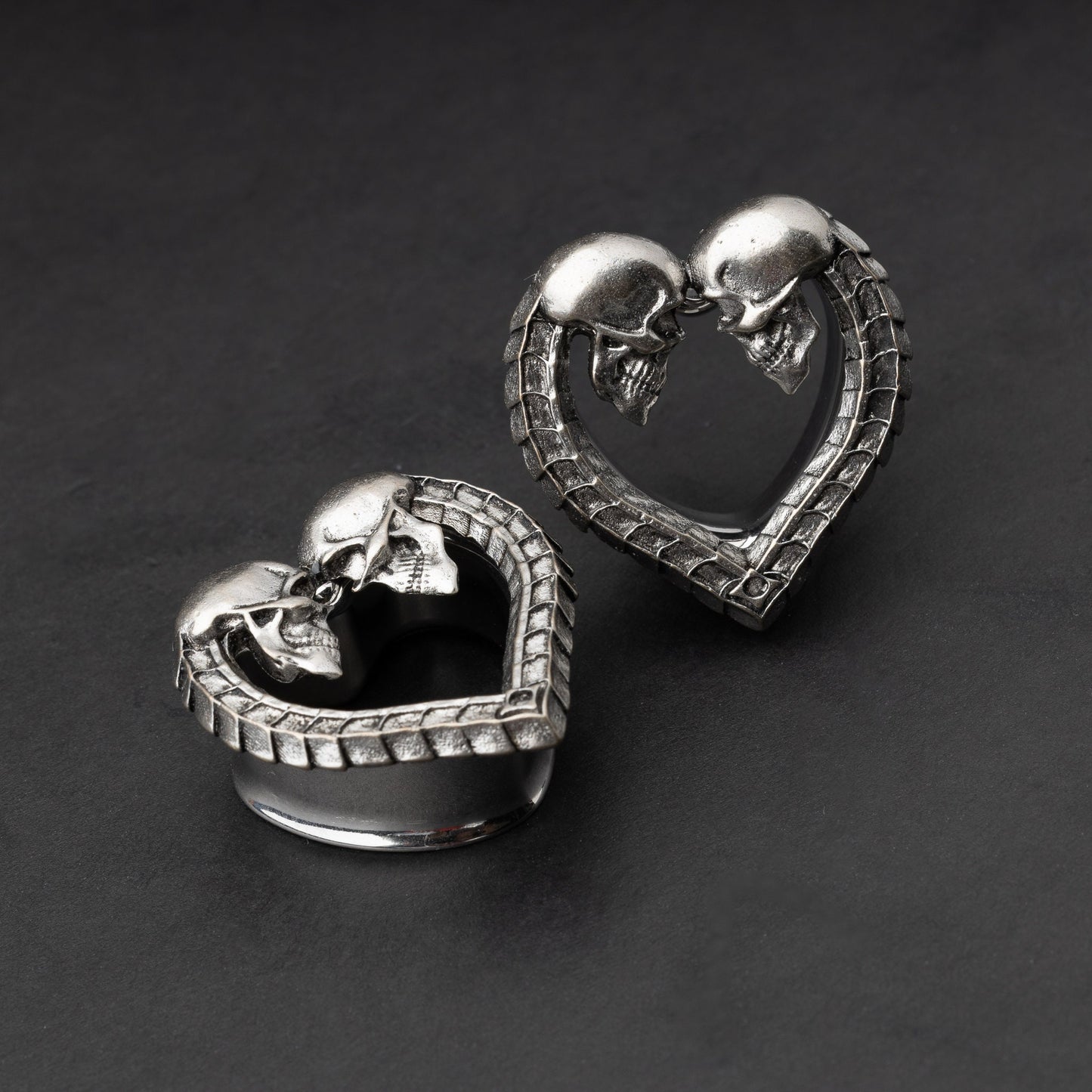 Pair of Spine Ear Tunnels, Saddle Ear Plugs in Silver. Ear Saddle Hangers For Stretched Ears, Gothic Plugs and Tunnels, Spine and Skull